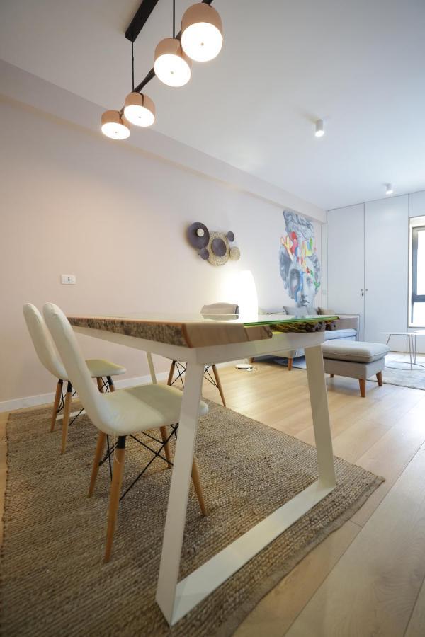 Apollo By Holistay Apartment *
