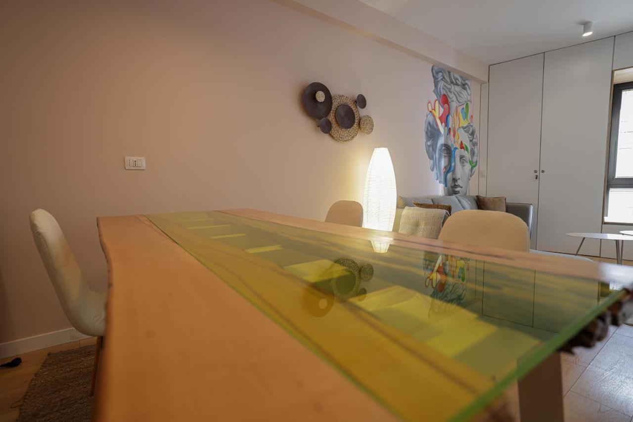 Apartment Apollo By Holistay Tirana